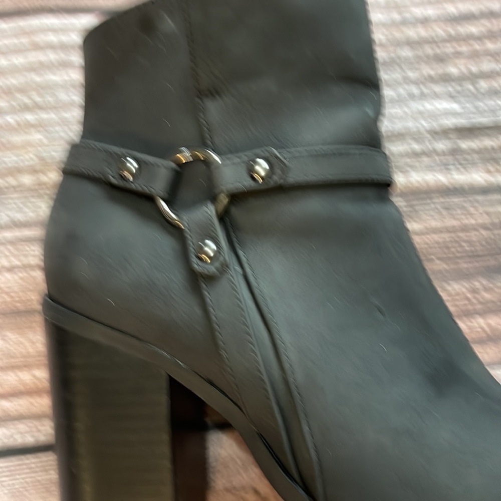 Black booties! - Picture 6 of 12